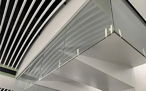 凉州玻璃挡烟垂壁