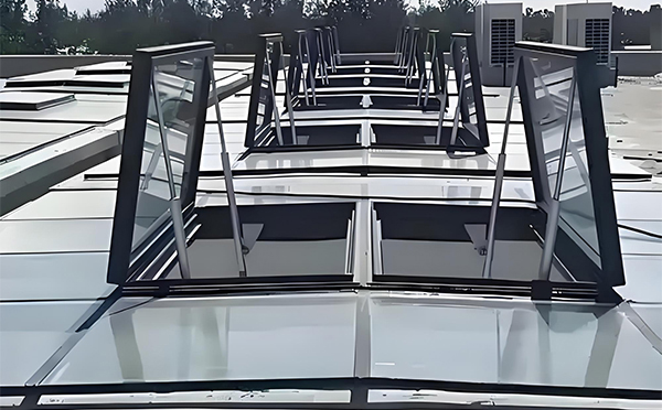 凉州兰州凉州排烟窗选型安装与维护实用指南